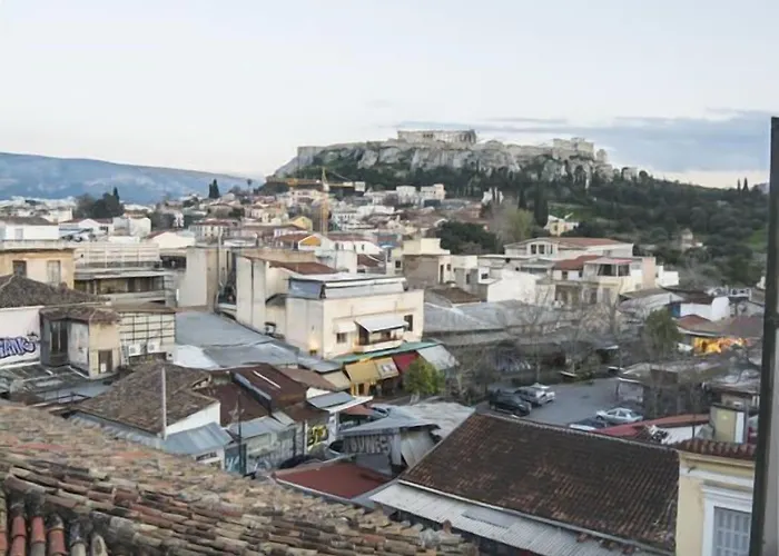 Pella Inn HostelHostel